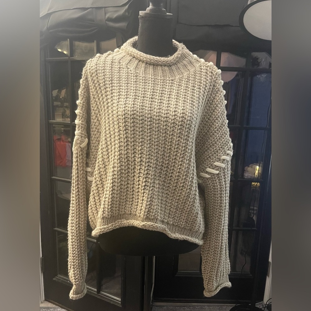 En Saison
NEW Women's Alyza Long-Sleeve Knit Sweater, oversized - Picture 5 of 14